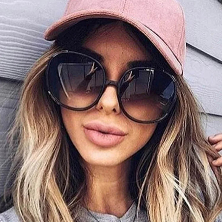 Stylish Oversized Round Gradient Sunglasses for Women - UV400 Protection - Trendy Fashion Accessory 2020.