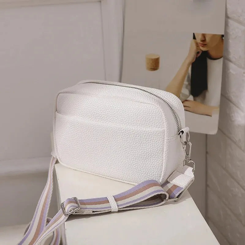 Cross Border Hot Selling Women's Bags For Spring And Summer 2024, New Small Square Bags With Wide Shoulder Straps, Single Should.