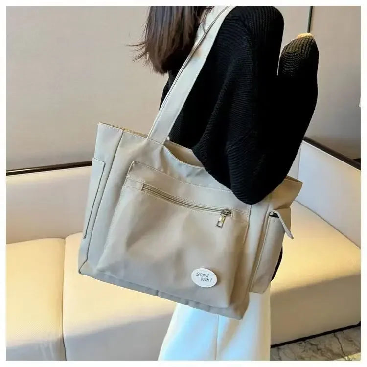 Women's Fashion Shoulder Bag Class Large Capacity Student Tote Bag 2024 New Canvas Commuter Handbag Women Bag.