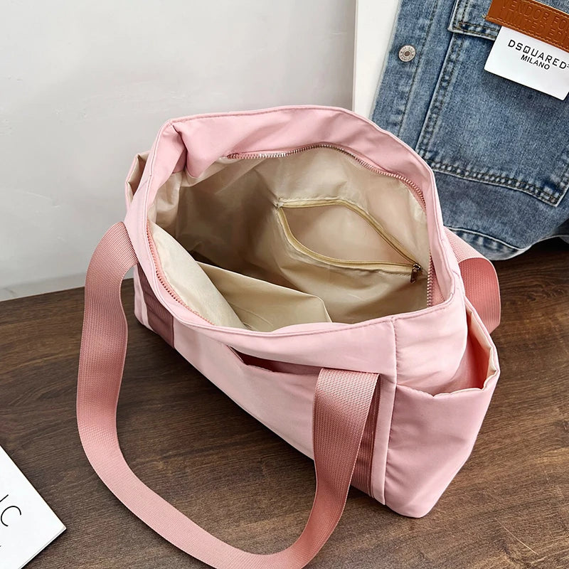 Large Capacity Women's Shoulder Bag Nylon Tote Bag Travel Handbag Sports And Leisure Handbag.