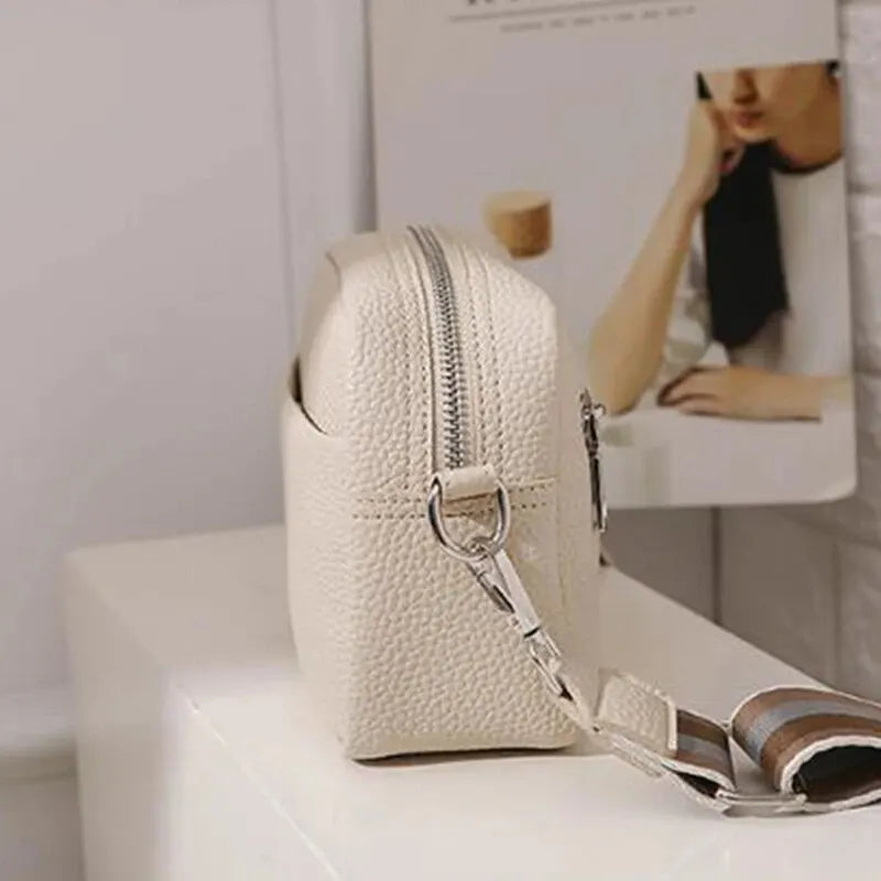 Cross Border Hot Selling Women's Bags For Spring And Summer 2024, New Small Square Bags With Wide Shoulder Straps, Single Should.