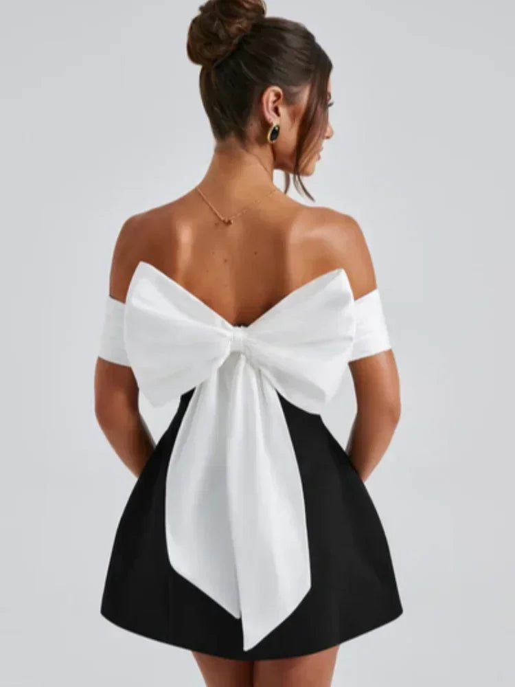 2024 Back Big Bow Decoration Mini Dress Fashion Off Shoulder High Waist Sleeveless Backless Dresses Autumnm New Party Gowns.