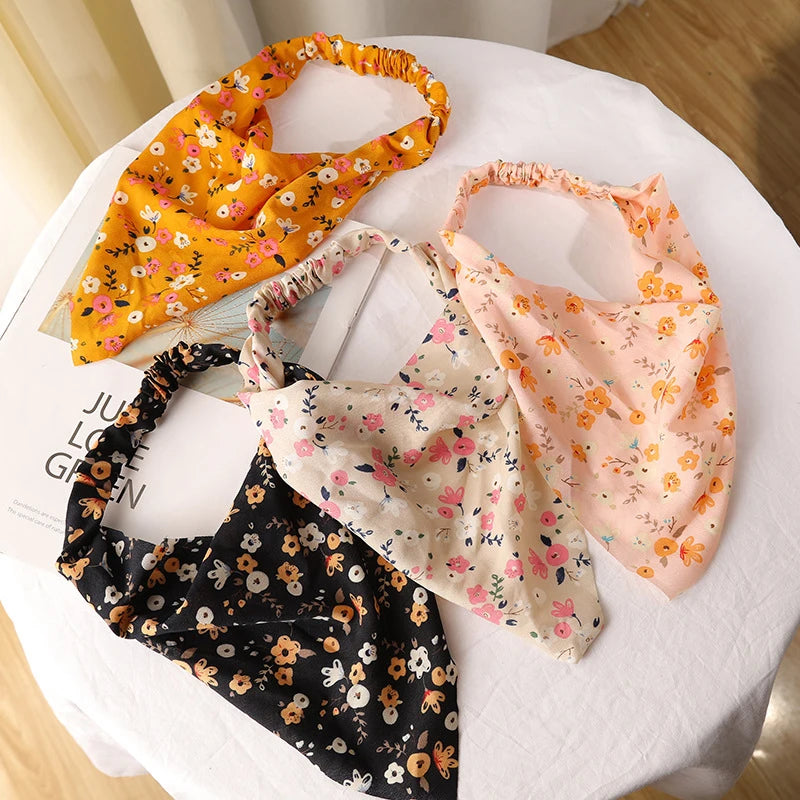 Floral Triangle Head Wrap Bandana for Women - Elastic Hair Accessories for Spring and Summer.