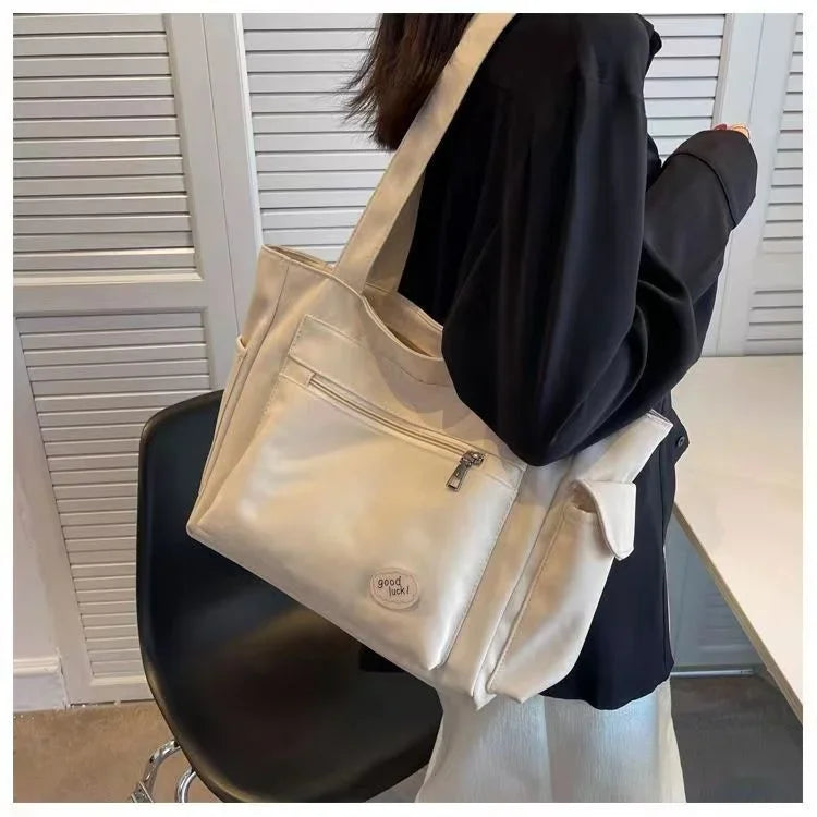 Women's Fashion Shoulder Bag Class Large Capacity Student Tote Bag 2024 New Canvas Commuter Handbag Women Bag.