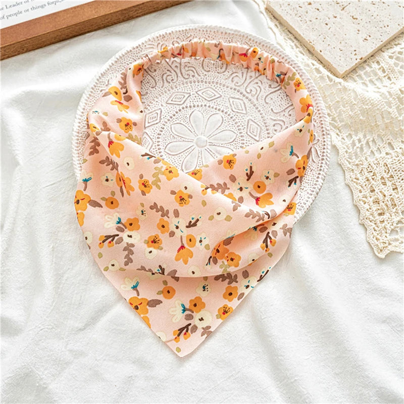 Floral Triangle Head Wrap Bandana for Women - Elastic Hair Accessories for Spring and Summer.