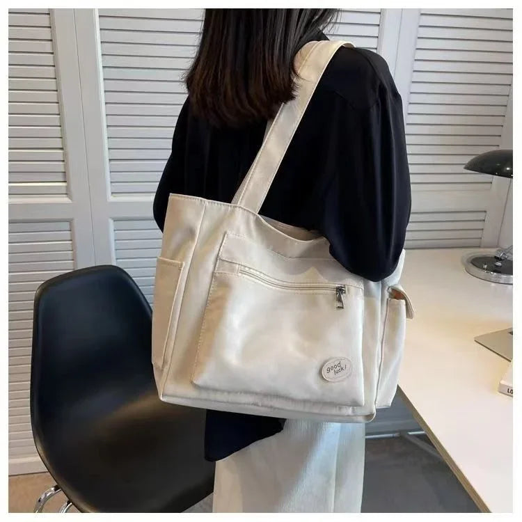 Women's Fashion Shoulder Bag Class Large Capacity Student Tote Bag 2024 New Canvas Commuter Handbag Women Bag.