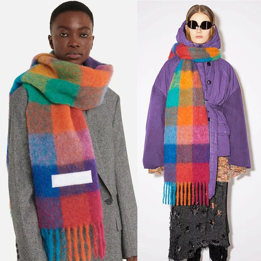 Elegant Women's Cashmere Plaid Scarf - Winter Warm Pashmina Shawl with Tassels, Thick Wrap for Outdoor Style.