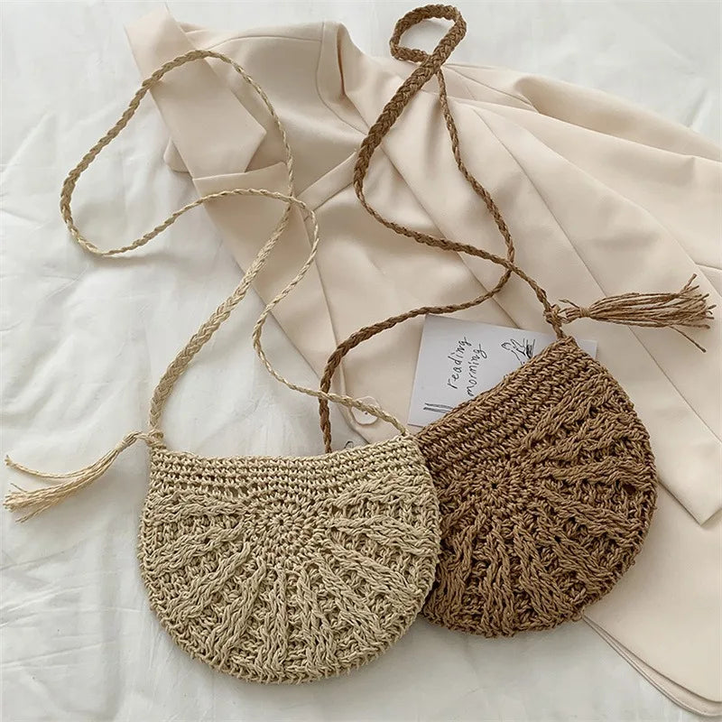 2023 Half Round Straw Bag for Women Summer Beach Rattan Shoulder Bag Zipper Woven Half Moon Crossbody Handbags Bohemia Vacation.