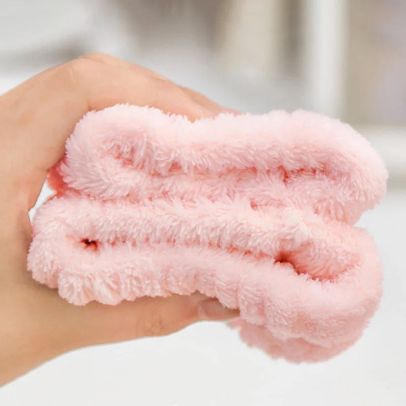 Adjustable Water-Absorbent Wrist and Hair Band Set for Face Washing and Sports.