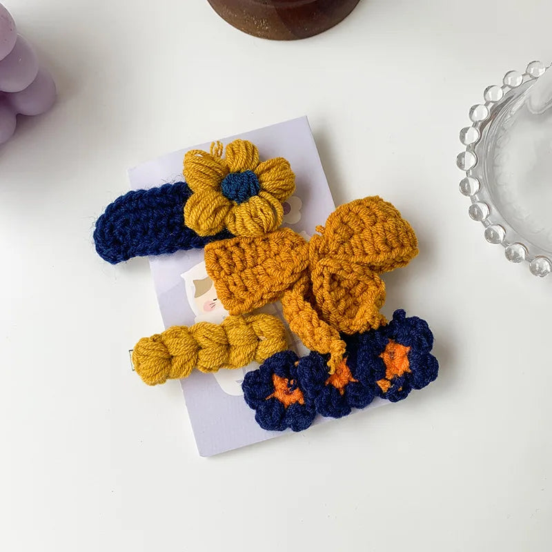 Handcrafted Woolen Knitted Bow Hairpins for Girls - Cute Floral BB Clip Barrettes for Autumn and Winter Hair Accessories.