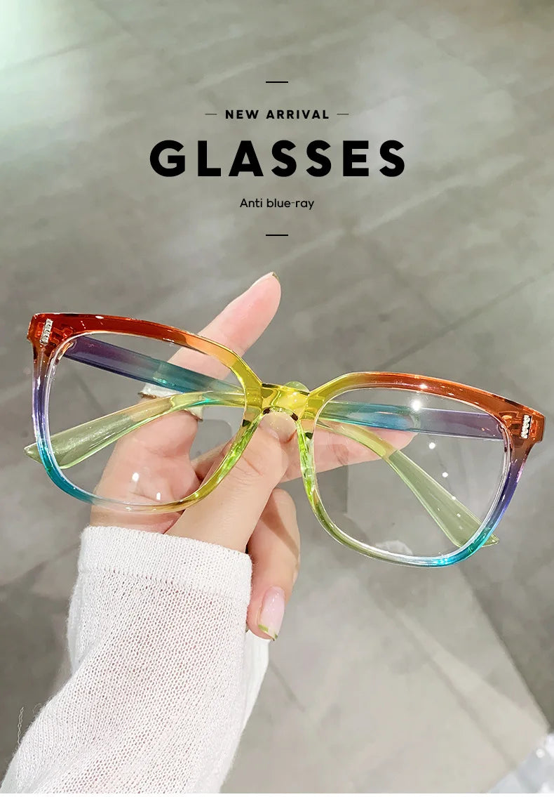 Vintage Retro Gradient Anti-Blue Light Glasses for Myopia - Large Frame Eyewear for Men and Women.