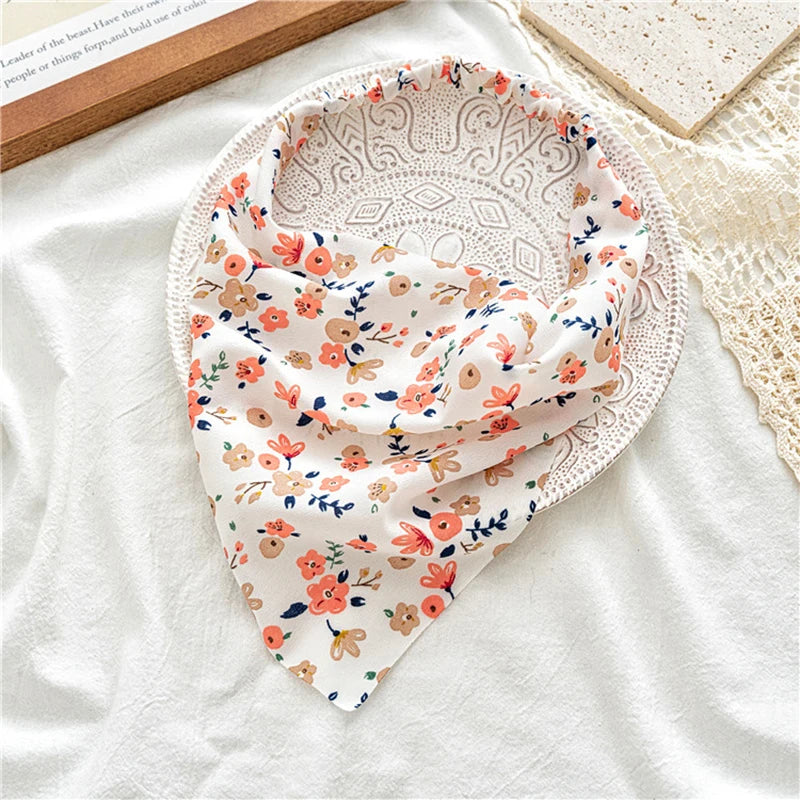 Floral Triangle Head Wrap Bandana for Women - Elastic Hair Accessories for Spring and Summer.