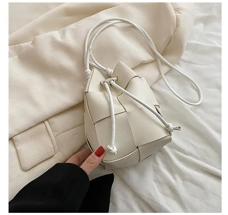 Fashion Weaving Pu Leather Bucket Bags For Women 2022 Designer Crossbody Shoulder Bags Soft Pu Leather Ladies Sling Bags