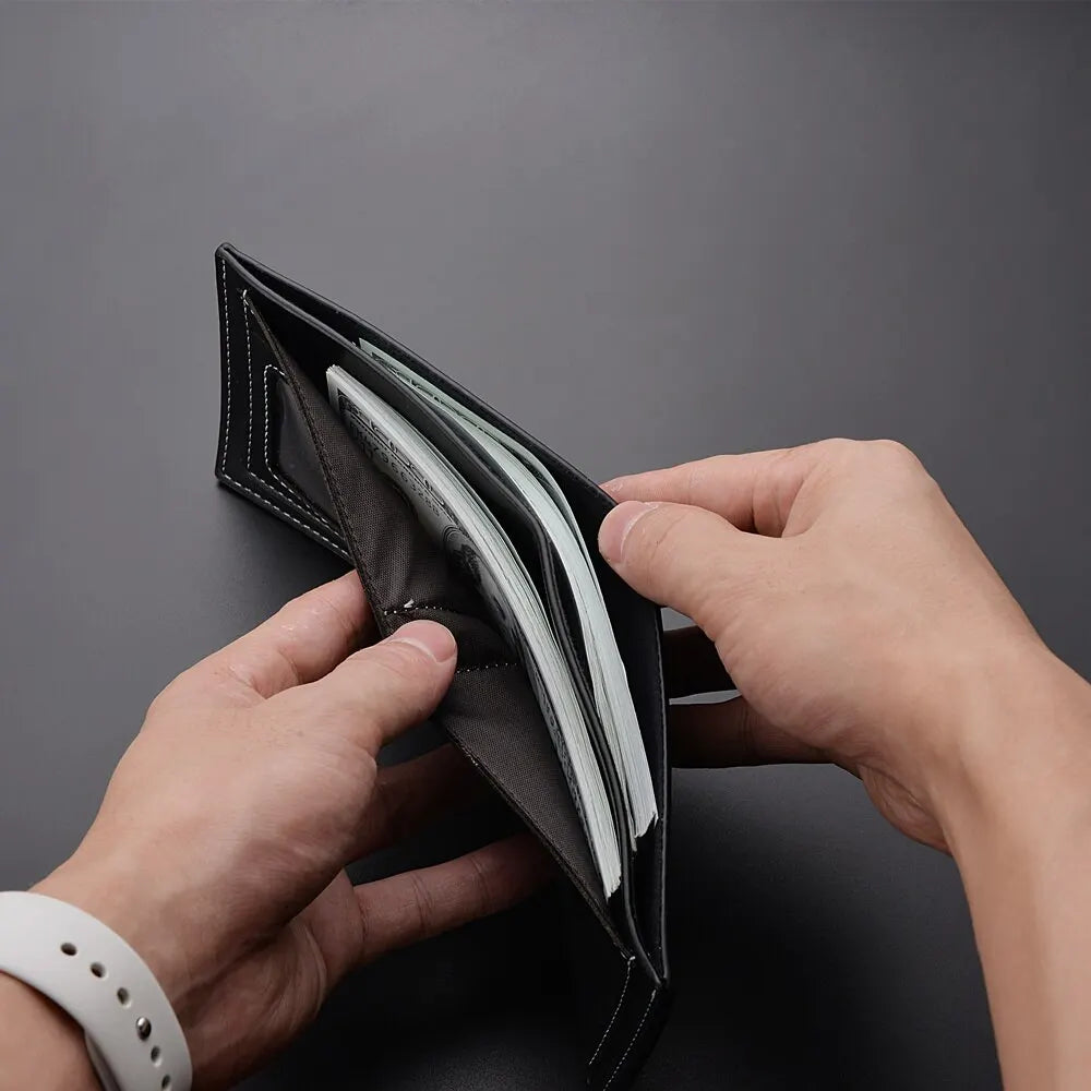 Pu Leather Men Short Wallet Thin Style Folding Young Men Credit Card Holder Wallet.