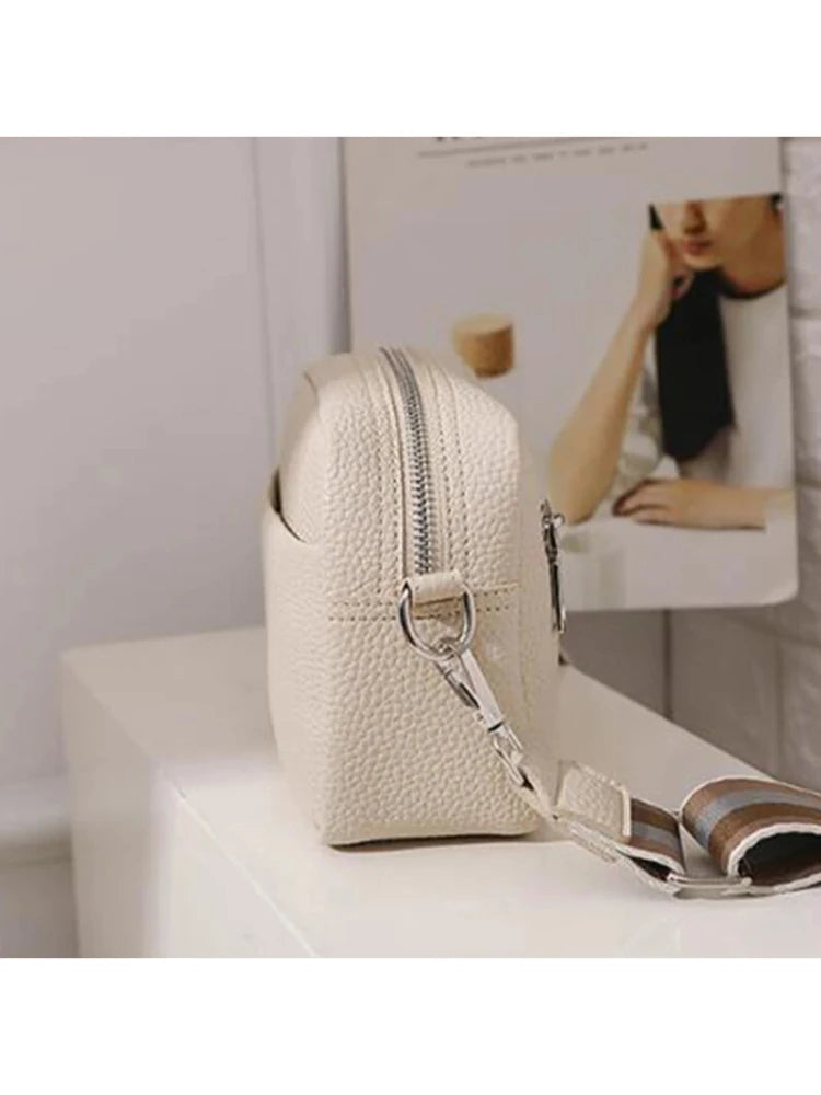 Cross Border Hot Selling Women's Bags For Spring And Summer 2024, New Small Square Bags With Wide Shoulder Straps, Single Should.