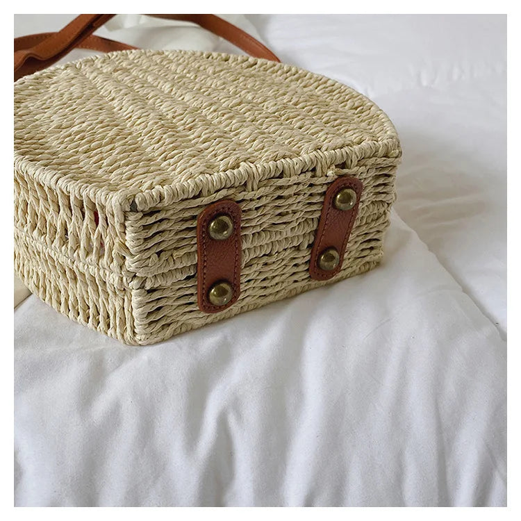 Disney 2023New Ladies Designer Straw Fancy Bag Cute Handbag Rattan Travel Leisure Vacation Small Round Beach Mickey Shoulder Bag - Elevate Your Body