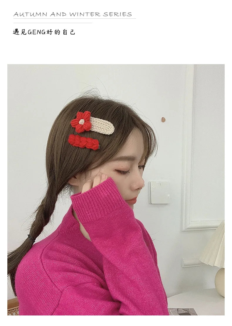 Handcrafted Woolen Knitted Bow Hairpins for Girls - Cute Floral BB Clip Barrettes for Autumn and Winter Hair Accessories.