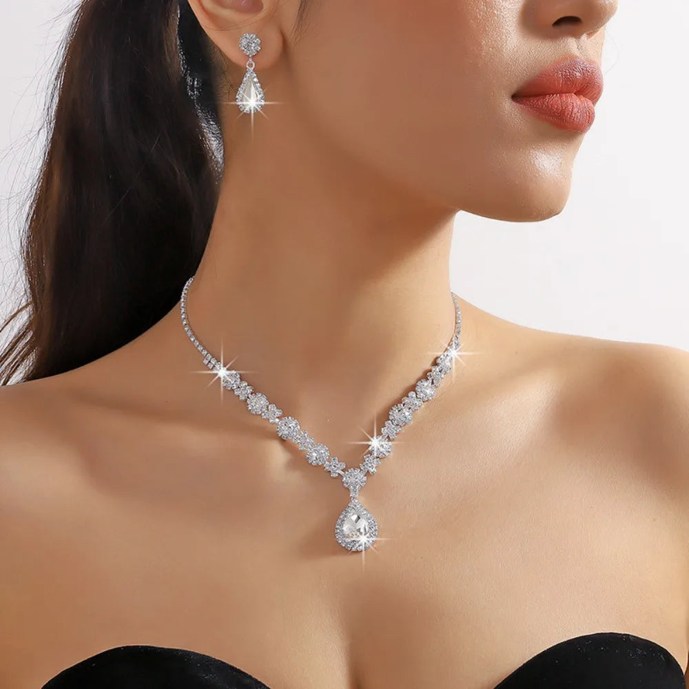 3 pieces of women's crystal droplet necklace with earrings set for wedding evening dress Elegant accessories.