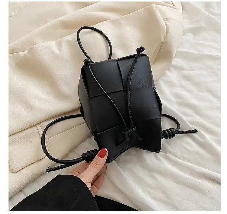 Fashion Weaving Pu Leather Bucket Bags For Women 2022 Designer Crossbody Shoulder Bags Soft Pu Leather Ladies Sling Bags