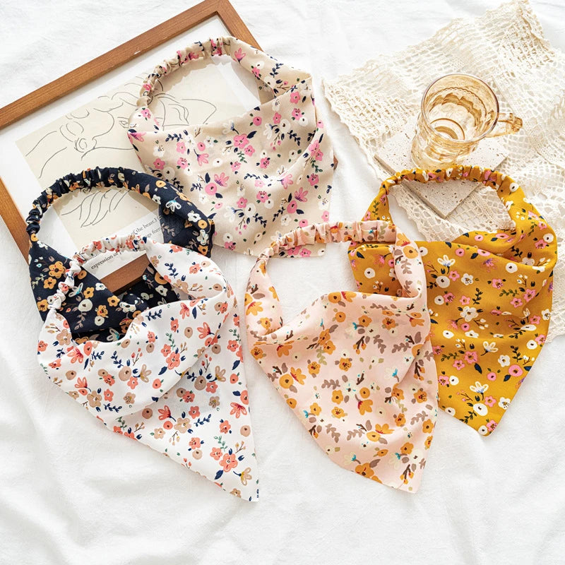 Floral Triangle Head Wrap Bandana for Women - Elastic Hair Accessories for Spring and Summer.