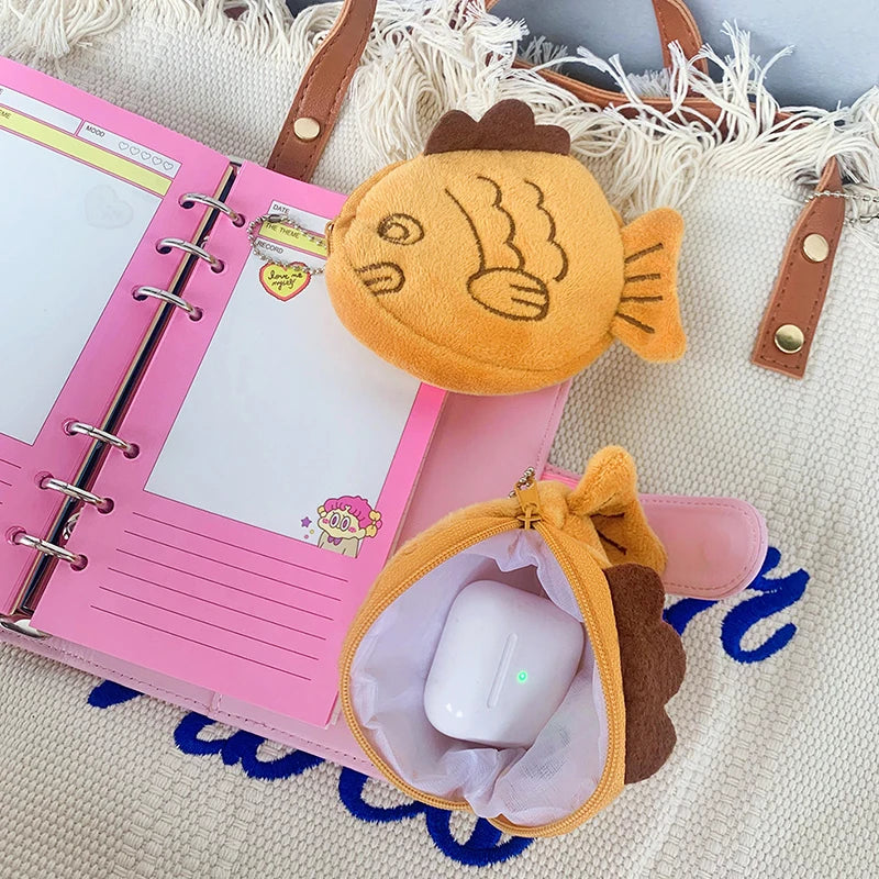 New Japan Cute Plush Snapper Fish Doll Coin Purse Wristlet Bag Cartoon Wallet Mini Zipper Girl Coin Wallet Cable Headset Bag`.