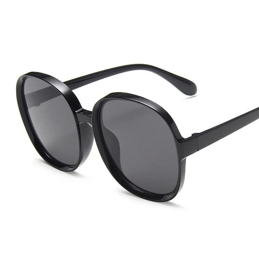 Stylish Oversized Round Gradient Sunglasses for Women - UV400 Protection - Trendy Fashion Accessory 2020.