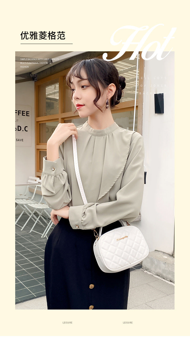 2023 New Elegant Rhombus Shell Bag Fashion Simple Embroidered Shoulder Messenger Bag Handbag.