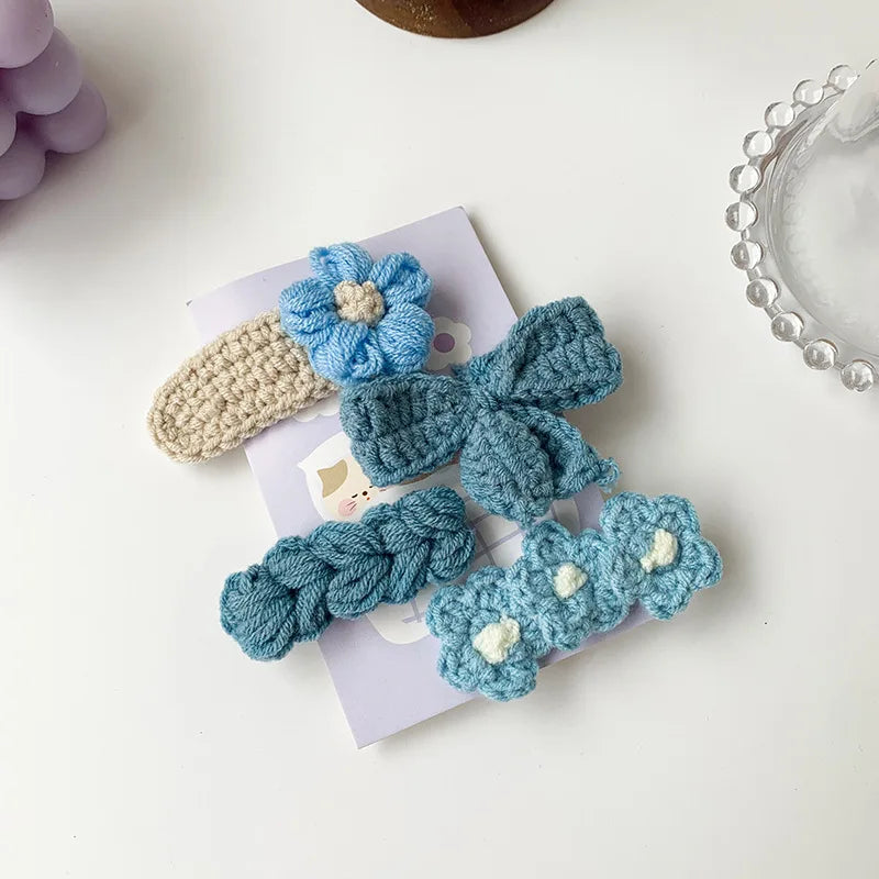 Handcrafted Woolen Knitted Bow Hairpins for Girls - Cute Floral BB Clip Barrettes for Autumn and Winter Hair Accessories.