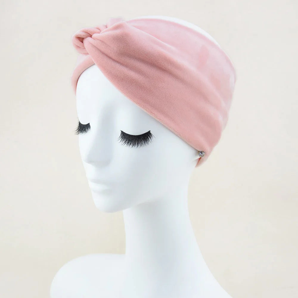 Velvet Winter Headbands for Women – Cozy Wide Ear Fabric Hair Accessories for Casual Wear and Sports.